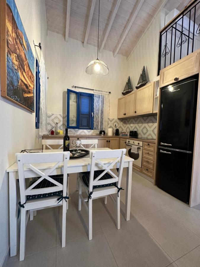 Villa Casa Porphyra Chalki Town Exterior foto